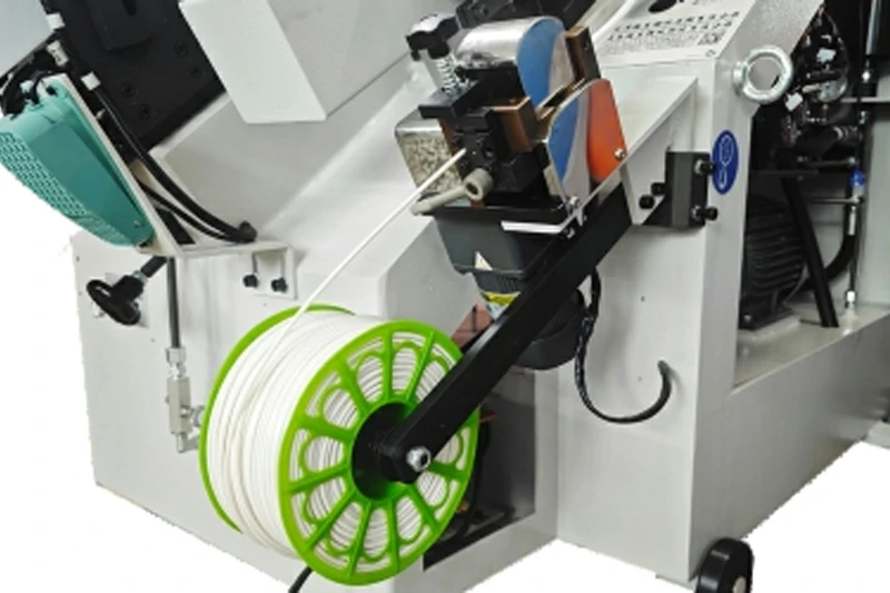 toe lasting machine